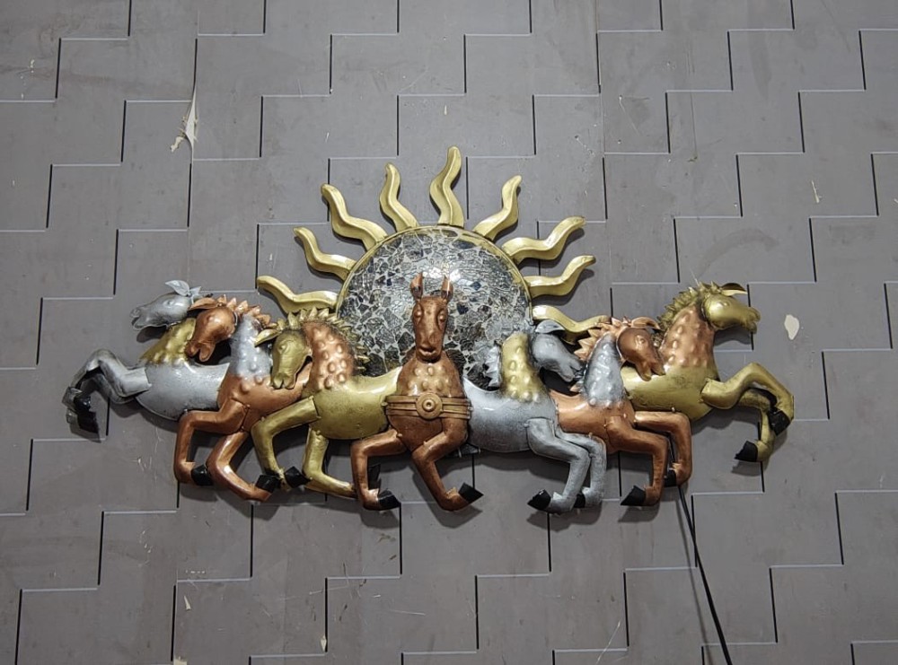 7 HORSE SUN  RUNNIING MULTICOLUR